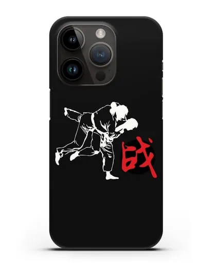 Чехол с борцами Дзюдо и красным иероглифом силиконовый для iPhone 14 Pro