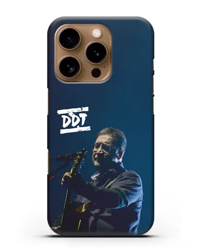 Чехол с логотипом ДДТ и фотографией Юрия Шевчука силиконовый для iPhone 16 Pro