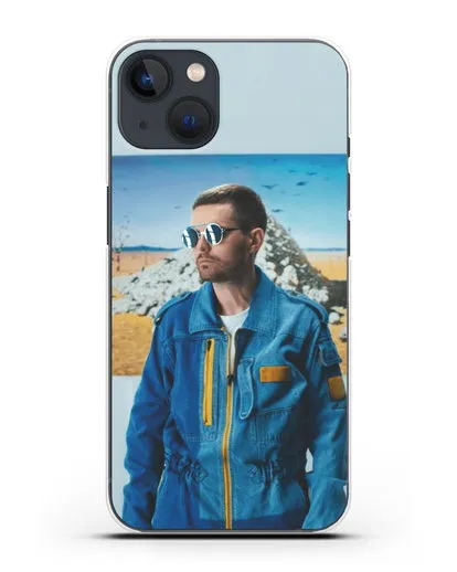 Чехол Noize MC силиконовый для iPhone 13