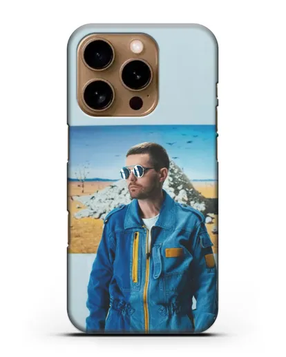 Чехол Noize MC силиконовый для iPhone 16 Pro