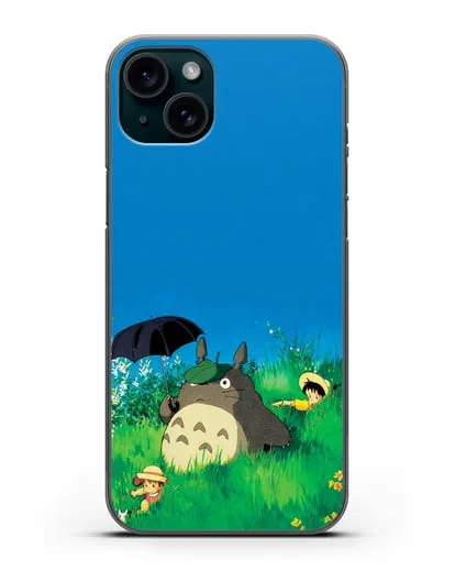 Чехол аниме Мой сосед Тоторо - Прогулка с Тоторо силиконовый для iPhone 15 Plus