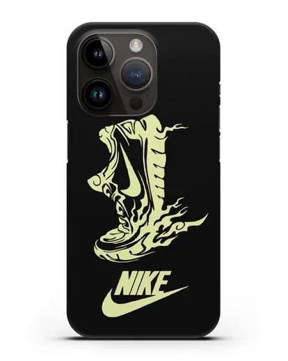 Чехол с обувью Nike силиконовый для iPhone 14 Pro