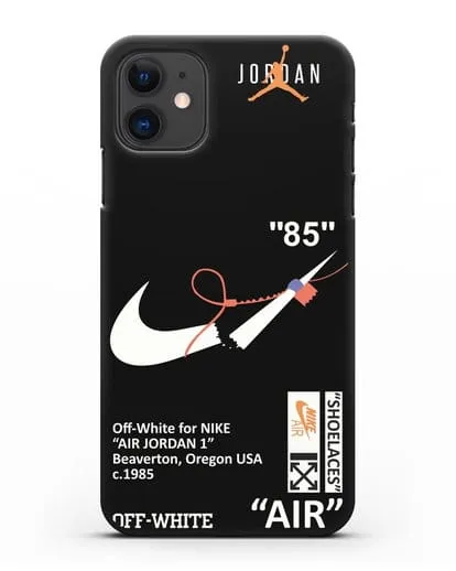 Чехол с дизайном Nike на стяжке силиконовый для iPhone 11