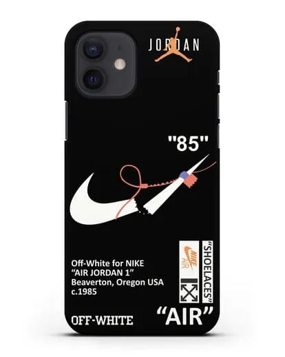 Чехол с дизайном Nike на стяжке силиконовый для iPhone 12