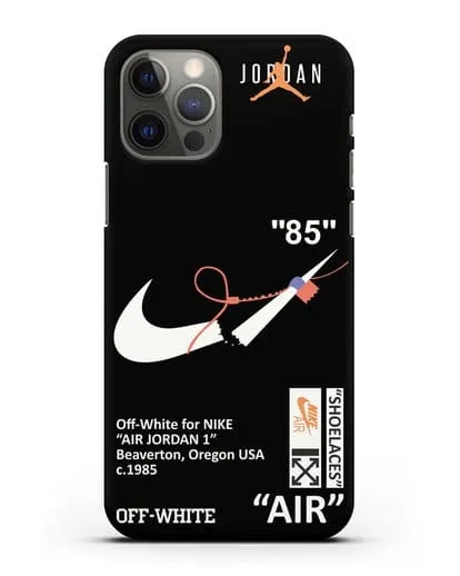 Чехол с дизайном Nike на стяжке силиконовый для iPhone 12 Pro