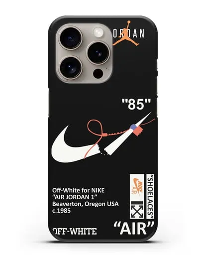 Чехол с дизайном Nike на стяжке силиконовый для iPhone 15 Pro