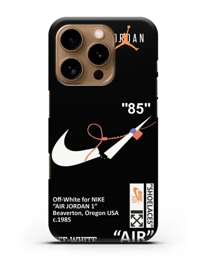 Чехол с дизайном Nike на стяжке силиконовый для iPhone 16 Pro