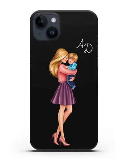 Чехол с иллюстрацией Мама блондинка с сыном и инициалами силиконовый для iPhone 14 Plus