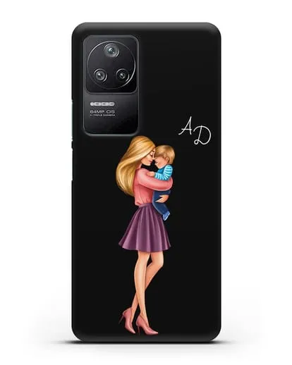 Чехол с иллюстрацией Мама блондинка с сыном и инициалами силиконовый для Xiaomi Poco F4