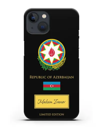 Чехол с гербом и флагом Республики Азербайджан с именем, фамилией на английском языке силиконовый для iPhone 13