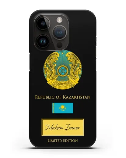 Чехол с гербом и флагом Республики Казахстан с именем, фамилией на английском языке силиконовый для iPhone 14 Pro
