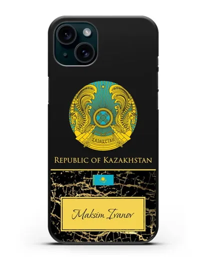 Чехол с гербом и флагом Республики Казахстан с именем, фамилией на английском языке, черный мрамор силиконовый для iPhone 15 Plus