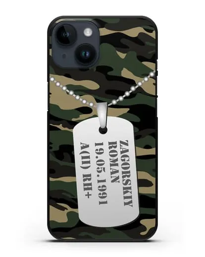 Чехол Армейский жетон с фамилией, датой рождения и группой крови, камуфляж вудланд силиконовый для iPhone 14