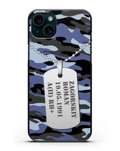 Чехол Армейский жетон с фамилией, датой рождения и группой крови, камуфляж синий силиконовый для iPhone 15 Plus
