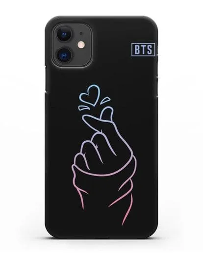 Чехол BTS с иллюстрацией руки и сердца силиконовый для iPhone 11